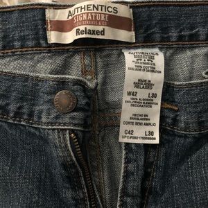 Levi’s authentics 42x30 jeans